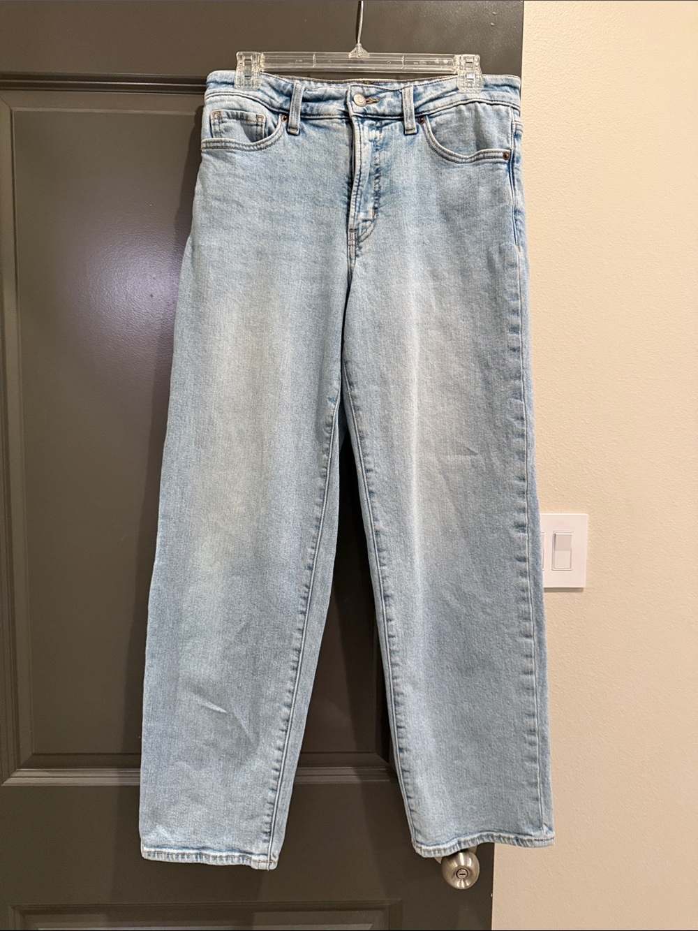 Old navy Light Wash Women's Straight Leg Jeans